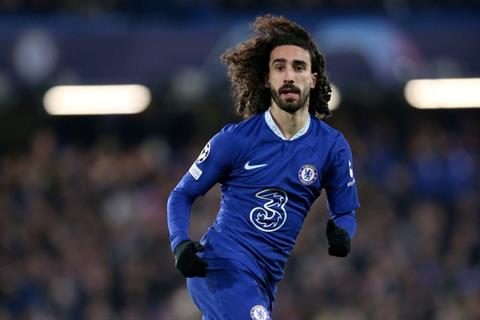 Cucurella phòng ngự như học sinh tiểu học